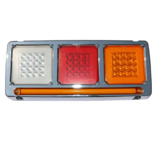 1040STR TIPO STOP TRIPLE HALO LED 135